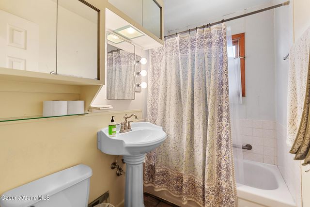 1302 E Adeline Ave, Coeur D'alene, ID 83814