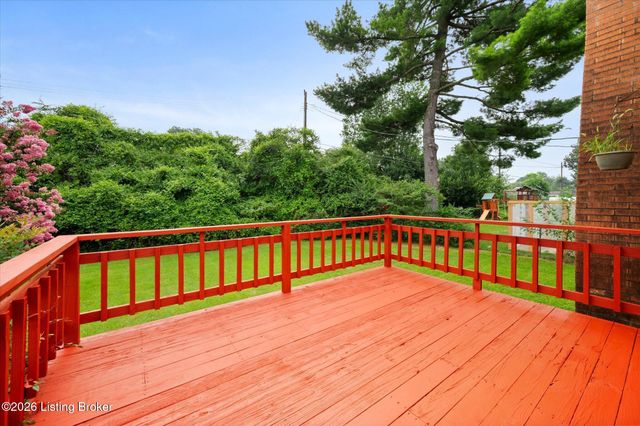 3231 Cawein Way, Louisville, KY 40220