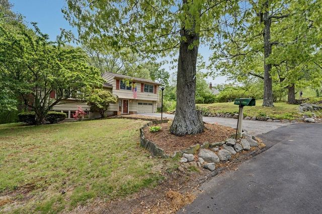 26 Arlington Road, Burlington, MA 01803