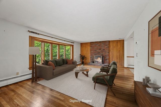 26 Arlington Road, Burlington, MA 01803