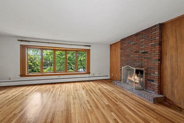 26 Arlington Road, Burlington, MA 01803