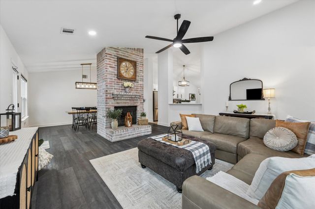 15106 Natural Spring WAY, Austin, TX 78728