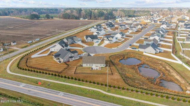 655 Norberry Drive, Winterville, NC 28590