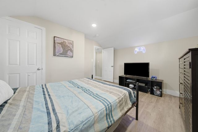 46 Pelham Street, Methuen, MA 01844