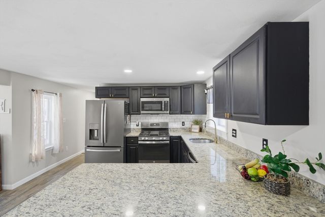 46 Pelham Street, Methuen, MA 01844