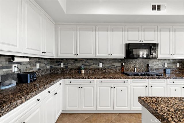 29583 Serenity Ln, Murrieta, CA 92563