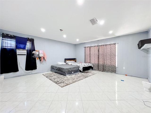 5855 HUTTON DRIVE, Orlando, FL 32808