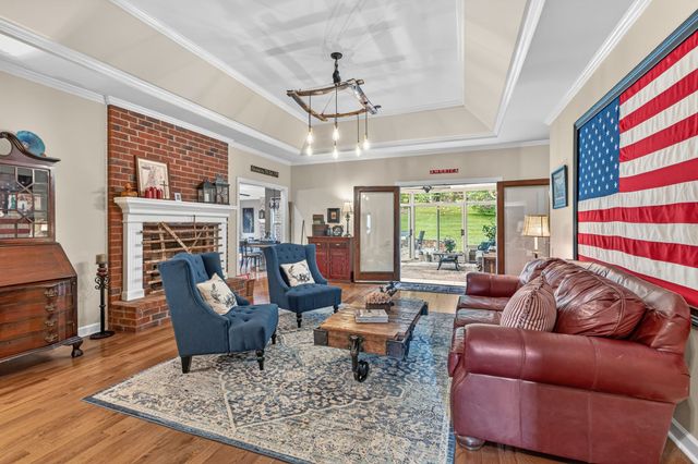 5087 Saddleview Dr, Franklin, TN 37067