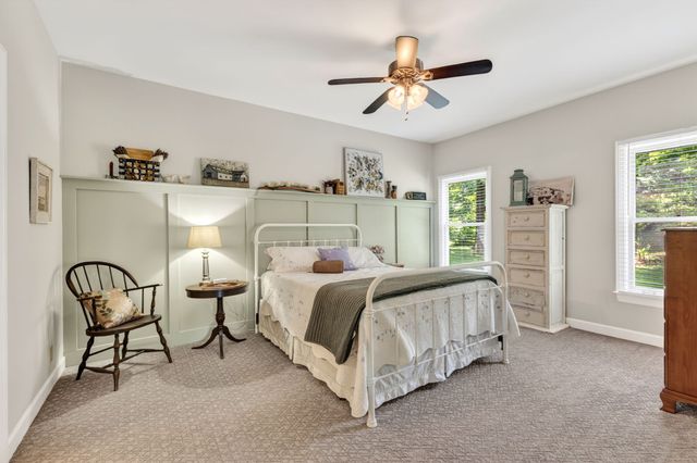 5087 Saddleview Dr, Franklin, TN 37067
