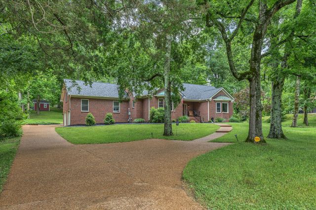 5087 Saddleview Dr, Franklin, TN 37067