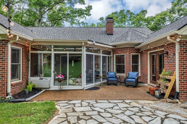 5087 Saddleview Dr, Franklin, TN 37067