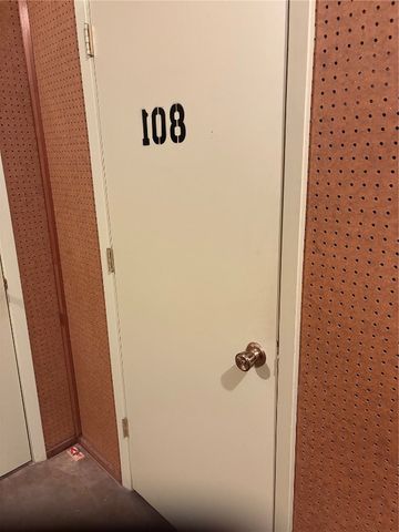 190 Cottage Grove Avenue SE 108, Cedar Rapids, IA 52403