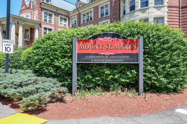 15 Mount Saint Marys Way Apt 7, Hooksett, NH 03106