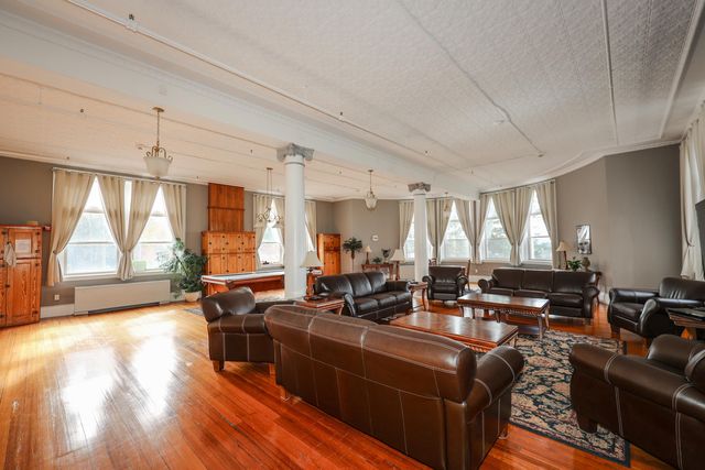 15 Mount Saint Marys Way Apt 7, Hooksett, NH 03106