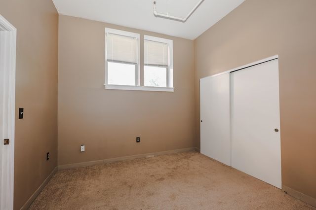 15 Mount Saint Marys Way Apt 7, Hooksett, NH 03106