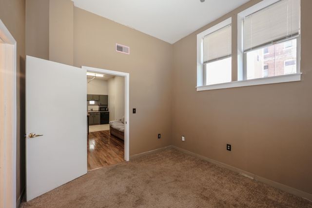 15 Mount Saint Marys Way Apt 7, Hooksett, NH 03106