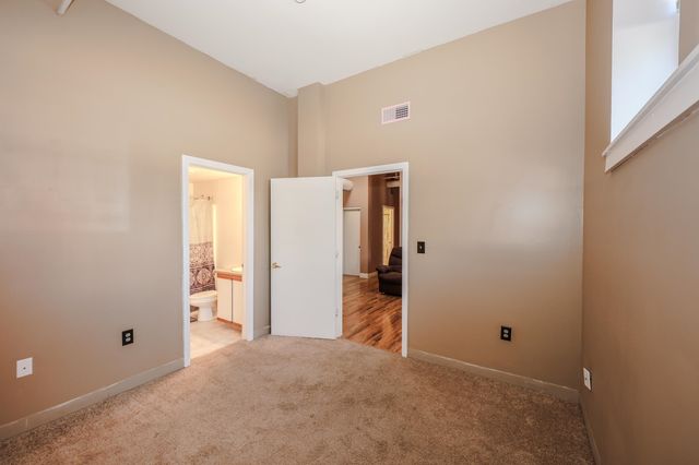 15 Mount Saint Marys Way Apt 7, Hooksett, NH 03106