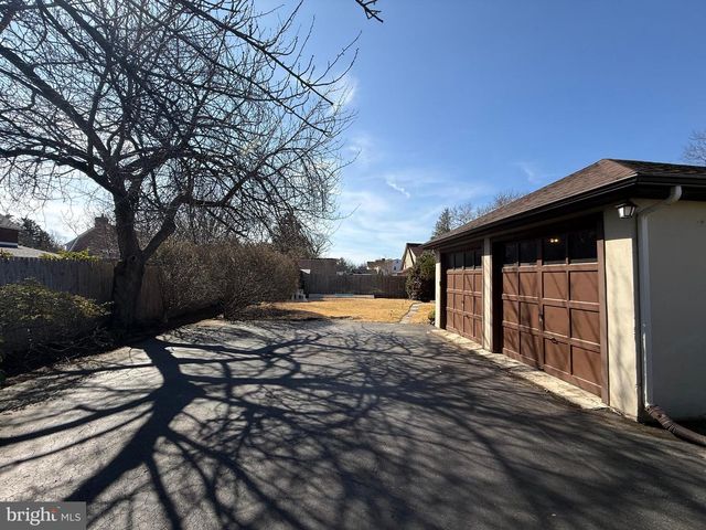 44 N WARREN ST, Woodbury, NJ 08096