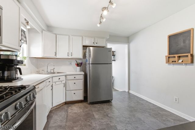 29 Gregory Ave, Morris Twp., NJ 07950