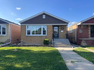 3914 W 84th Place, Chicago, IL 60652