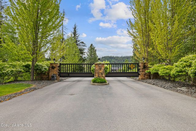 1054 S Conservation Ct, Coeur D'alene, ID 83814
