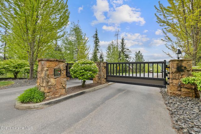 1054 S Conservation Ct, Coeur D'alene, ID 83814