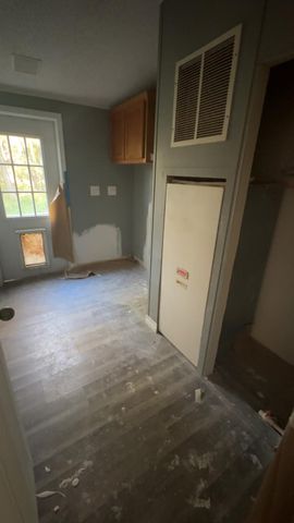 94 Cr 4111, Dayton, TX 77535