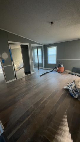 94 Cr 4111, Dayton, TX 77535