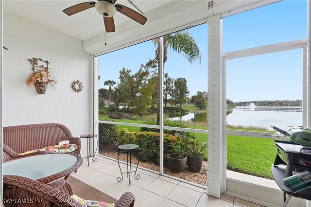 2910 Cypress Trace CIR 102, Naples, FL 34119