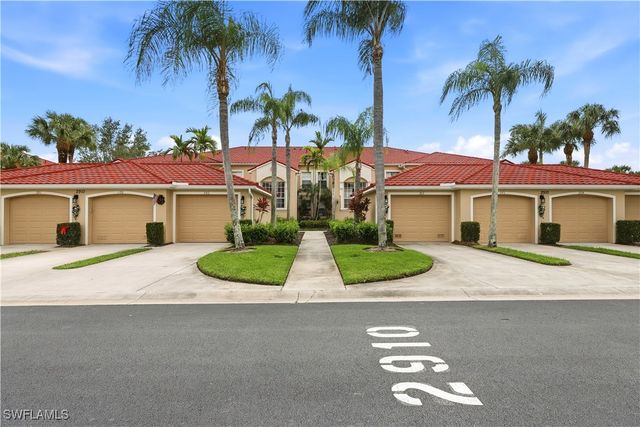 2910 Cypress Trace CIR 102, Naples, FL 34119