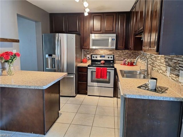 1312 Sierra DR, Virginia Beach, VA 23453