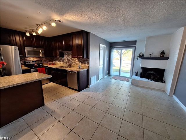 1312 Sierra DR, Virginia Beach, VA 23453