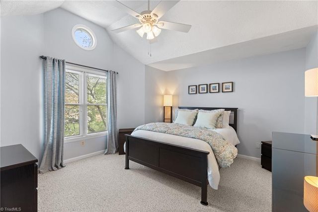 217 Oakwood Court, Winston-salem, NC 27103