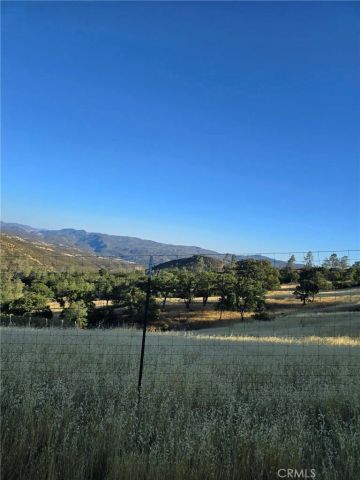 728 Watertrough Road, Clearlake Oaks, CA 95423