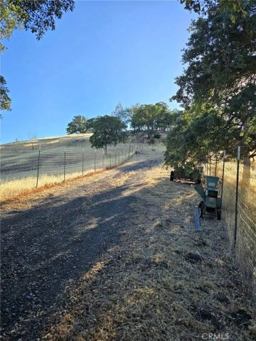 728 Watertrough Road, Clearlake Oaks, CA 95423