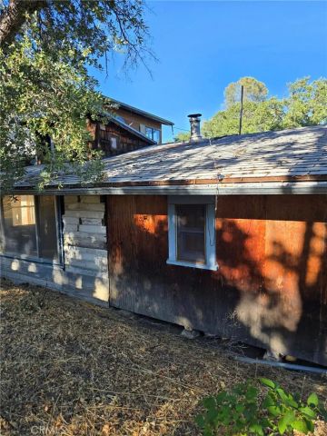 728 Watertrough Road, Clearlake Oaks, CA 95423
