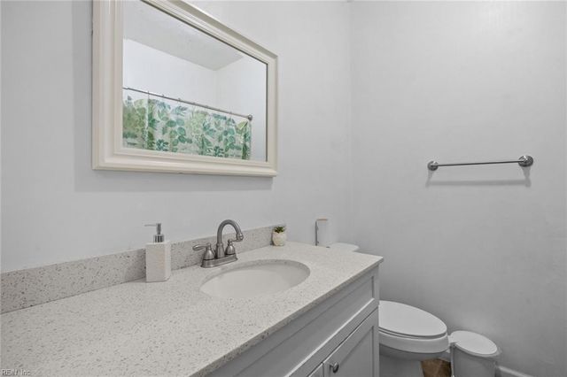 421 Hollywood AVE, Suffolk, VA 23434