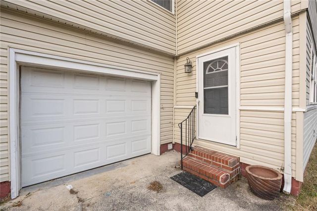 421 Hollywood AVE, Suffolk, VA 23434