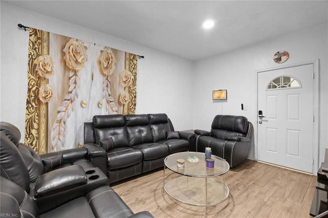 421 Hollywood AVE, Suffolk, VA 23434