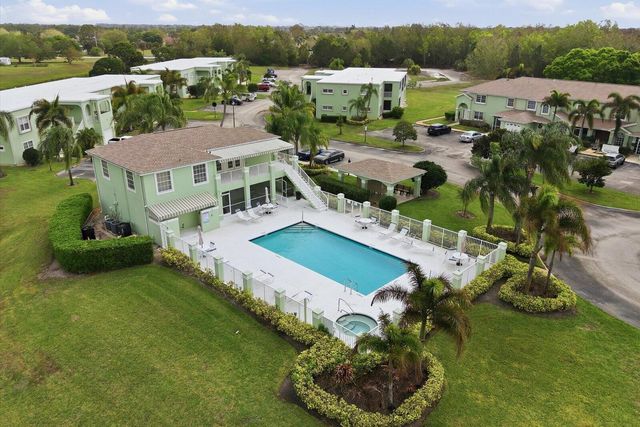 2074 SE Wild Meadow Circle, Port St. Lucie, Port St Lucie, FL 34952