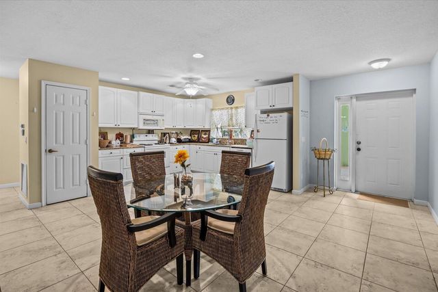 2074 SE Wild Meadow Circle, Port St. Lucie, Port St Lucie, FL 34952