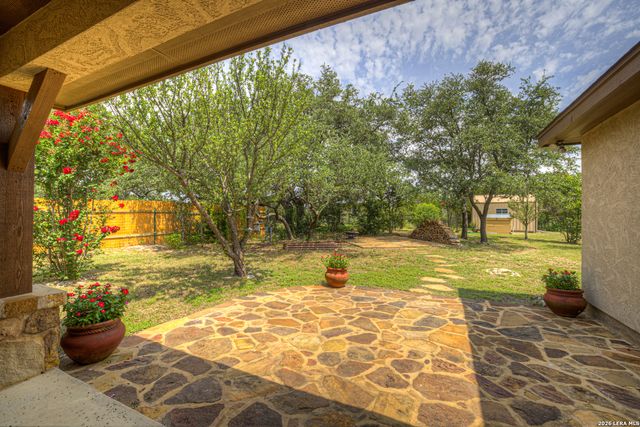 737 LA PALOMA DR, Canyon Lake, TX 78133