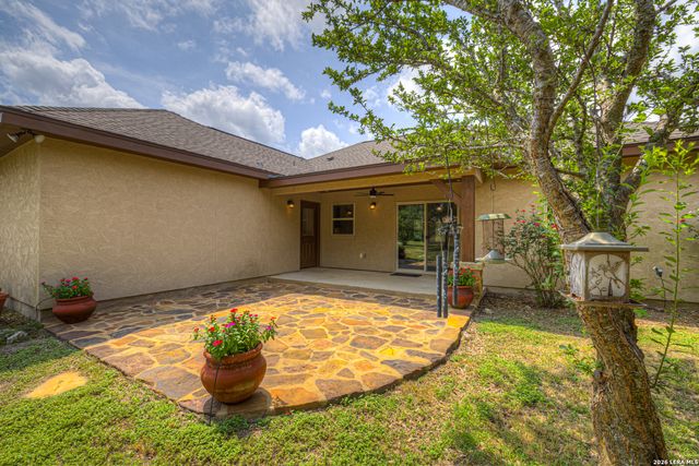 737 LA PALOMA DR, Canyon Lake, TX 78133