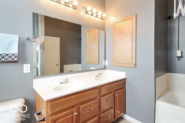 420 W Main Street, Carmel, IN 46032