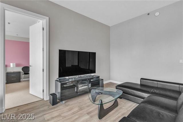 4525 Dean Martin Drive 3207, Las Vegas, NV 89103