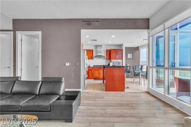 4525 Dean Martin Drive 3207, Las Vegas, NV 89103
