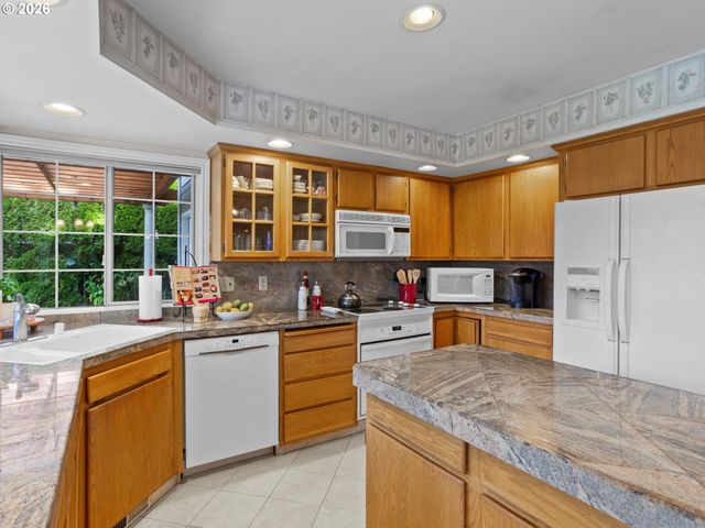 2312 Ne 158TH Ave, Vancouver, WA 98684