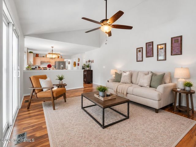 163 Liberty Avenue, Manahawkin, NJ 08050
