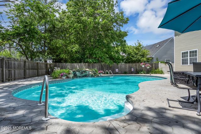 163 Liberty Avenue, Manahawkin, NJ 08050