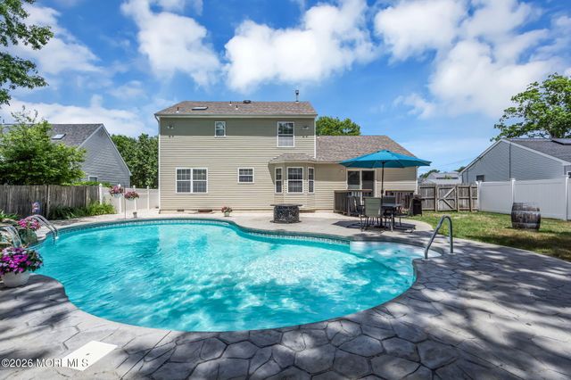 163 Liberty Avenue, Manahawkin, NJ 08050